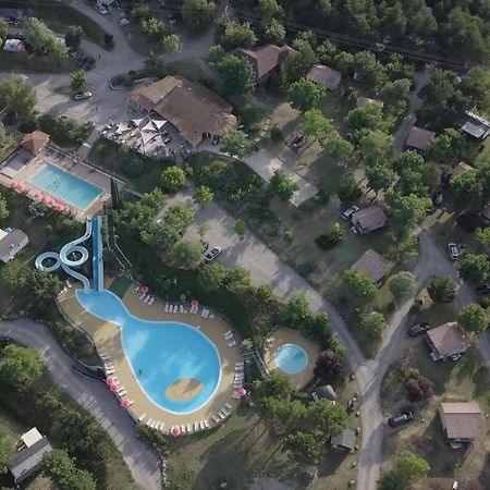 Camping Le Couriou Recoubeau-Jansac المظهر الخارجي الصورة