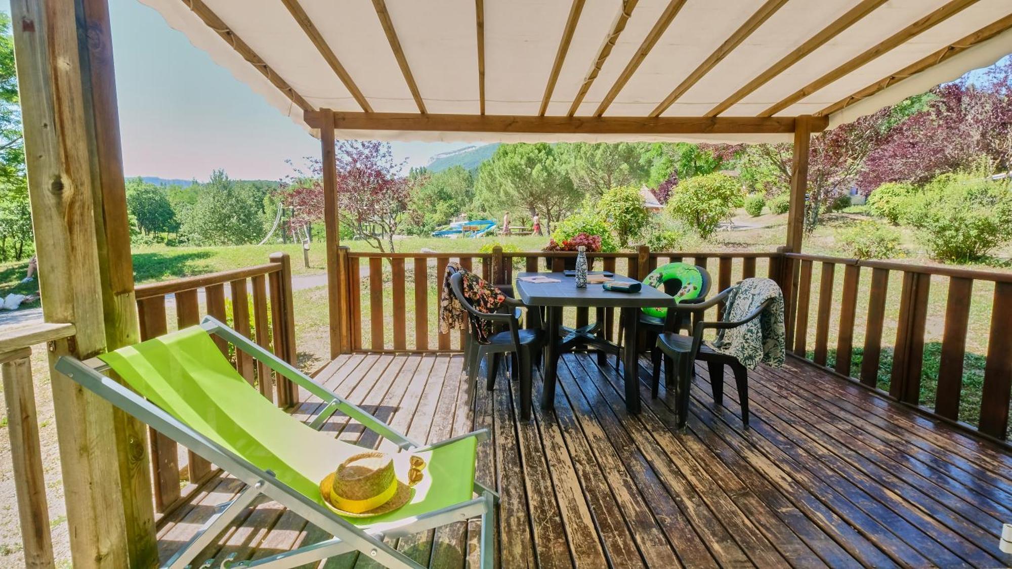 Camping Le Couriou Recoubeau-Jansac المظهر الخارجي الصورة