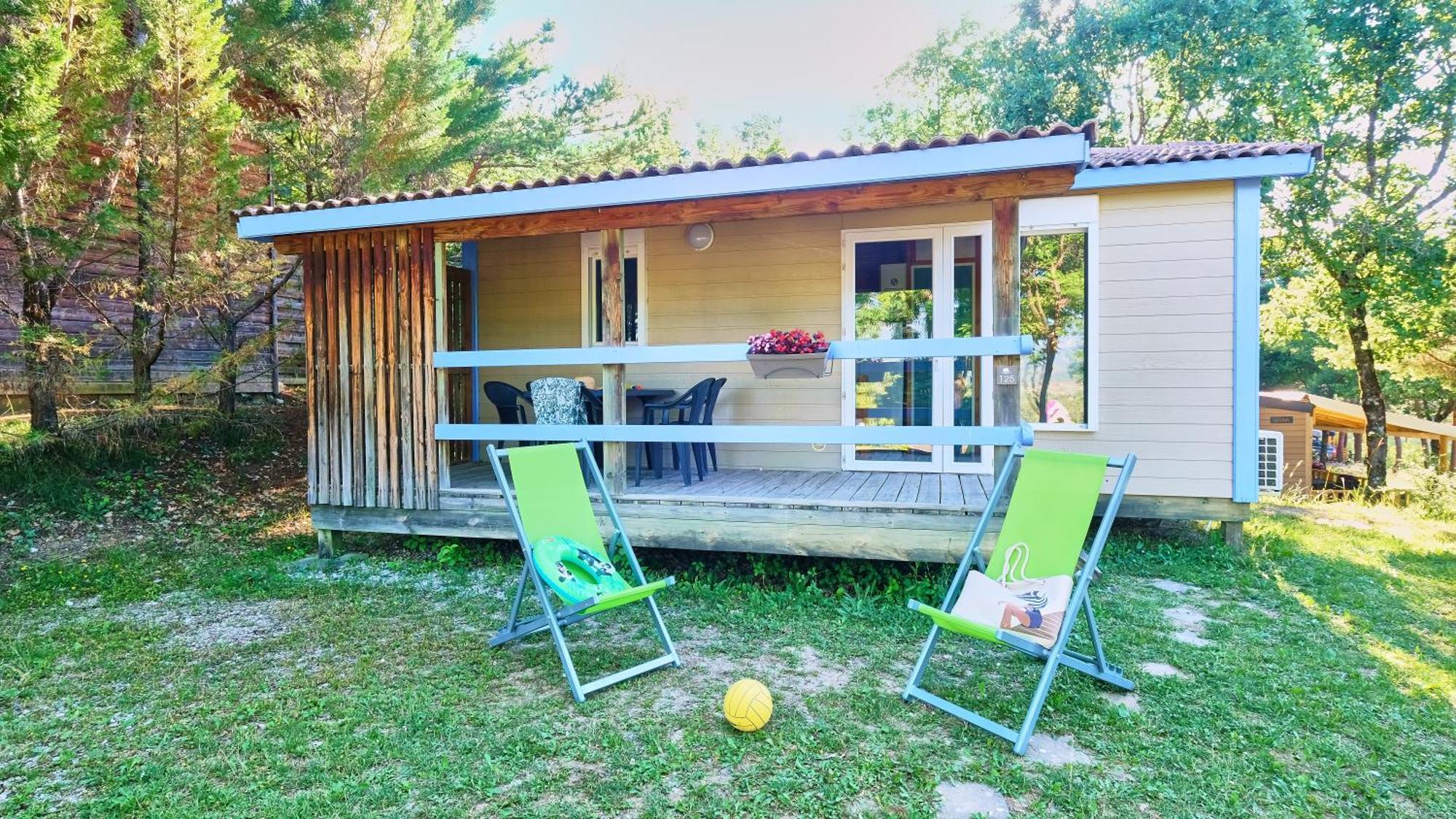 Camping Le Couriou Recoubeau-Jansac المظهر الخارجي الصورة