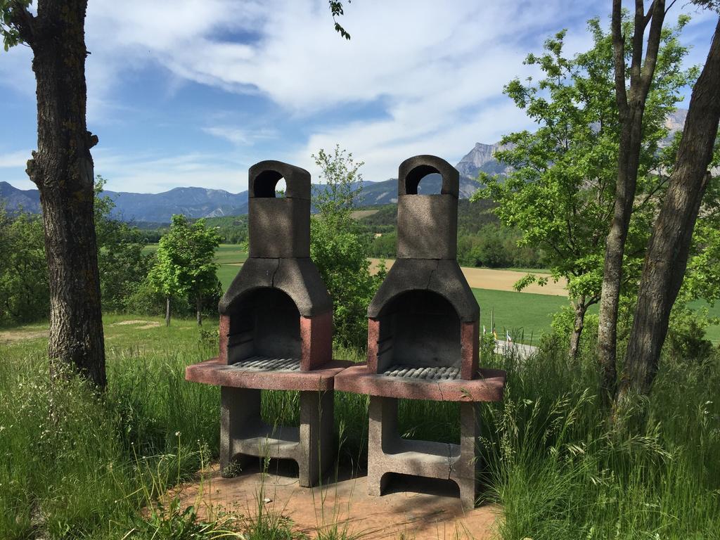 Camping Le Couriou Recoubeau-Jansac المظهر الخارجي الصورة