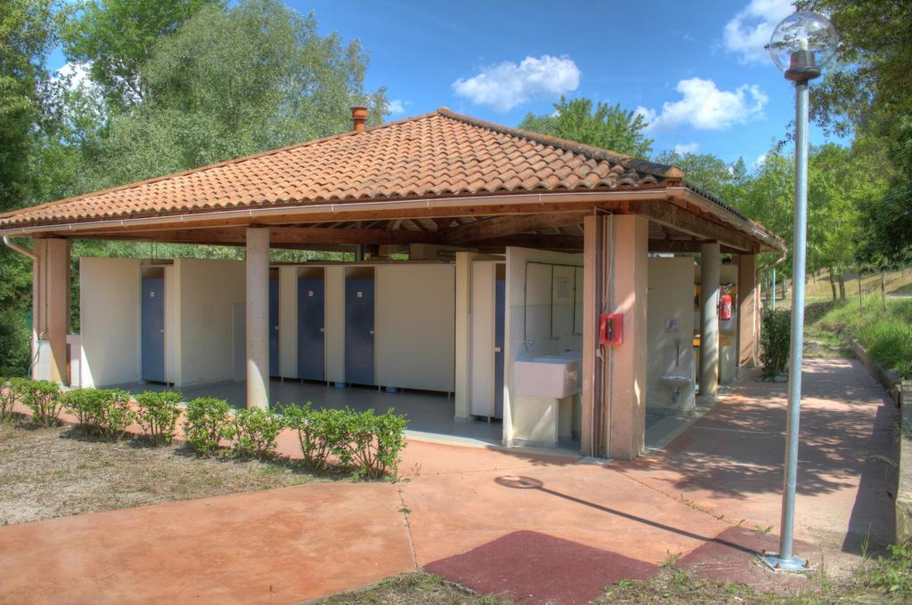 Camping Le Couriou Recoubeau-Jansac المظهر الخارجي الصورة