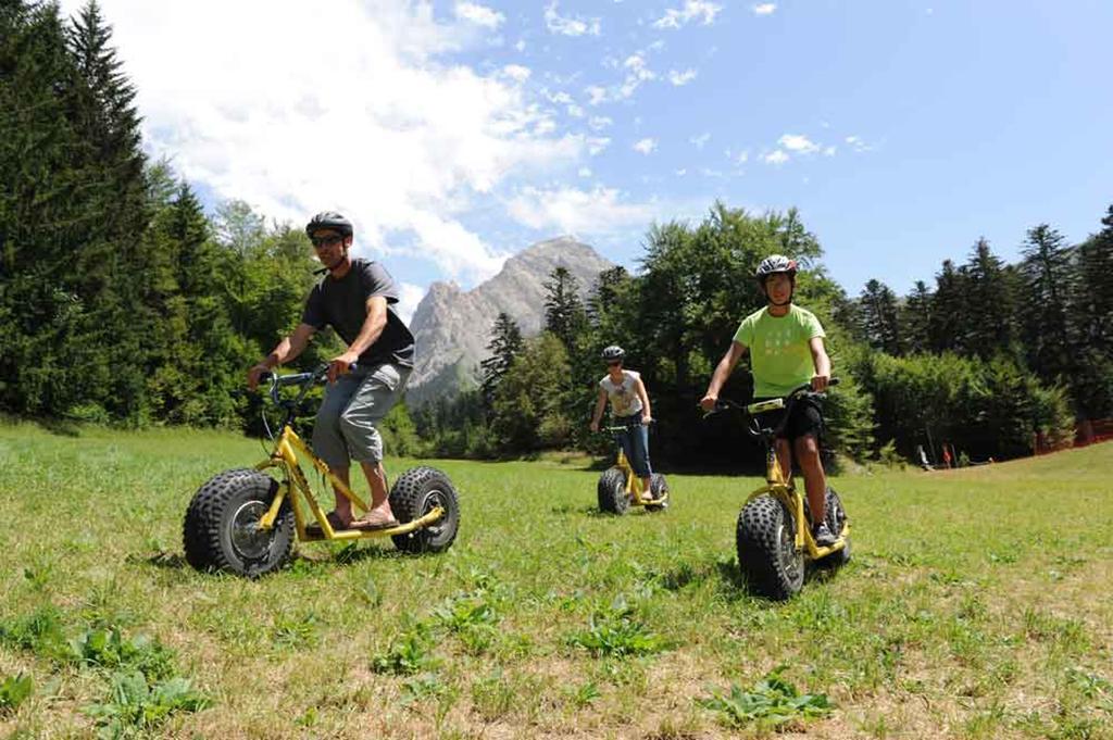 Camping Le Couriou Recoubeau-Jansac المظهر الخارجي الصورة