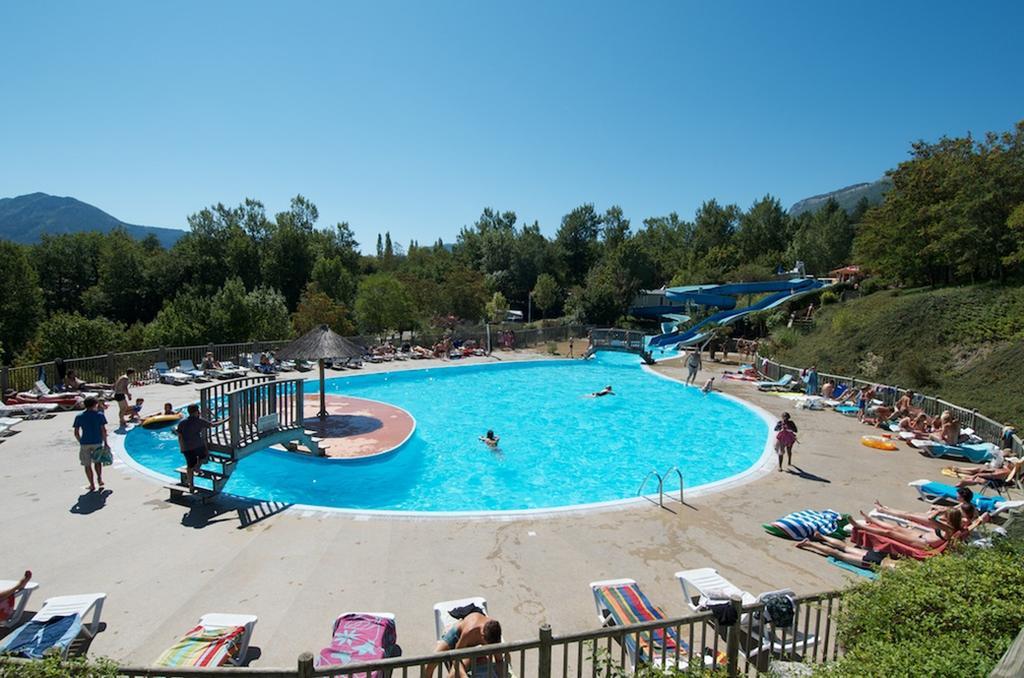 Camping Le Couriou Recoubeau-Jansac المظهر الخارجي الصورة
